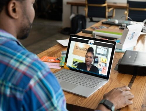 thuiswerken en telewerken linkedin-sales-solutions-1LyBcHrH4J8-unsplash