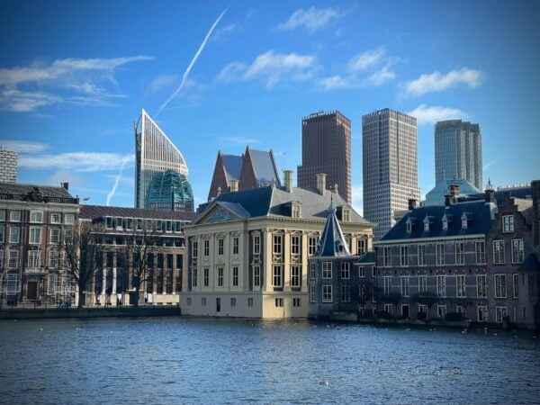 Diverse amendementen en moties